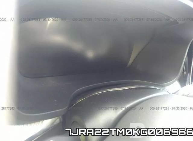 7JRA22TM0KG006966_7.webp