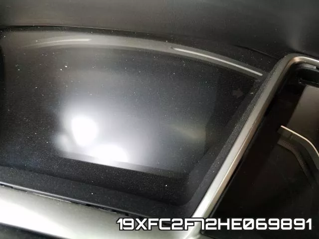 19XFC2F72HE069891_8.webp