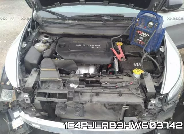 1C4PJLAB3HW603742_10.webp