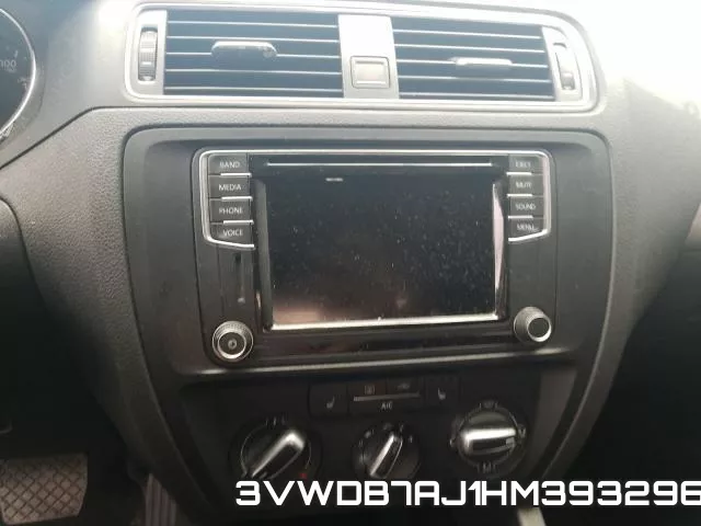 3VWDB7AJ1HM393296_9.webp