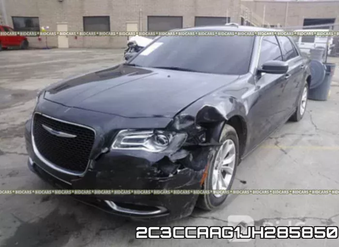 2C3CCAAG1JH285850_2.webp