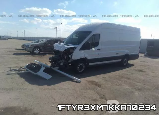 1FTYR3XM7KKA70234_2.webp