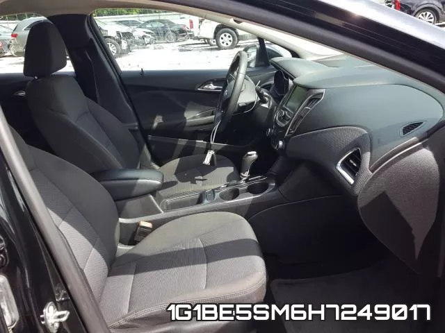 1G1BE5SM6H7249017_5.webp
