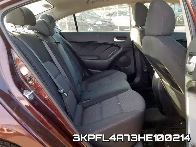 3KPFL4A73HE100214_6.webp