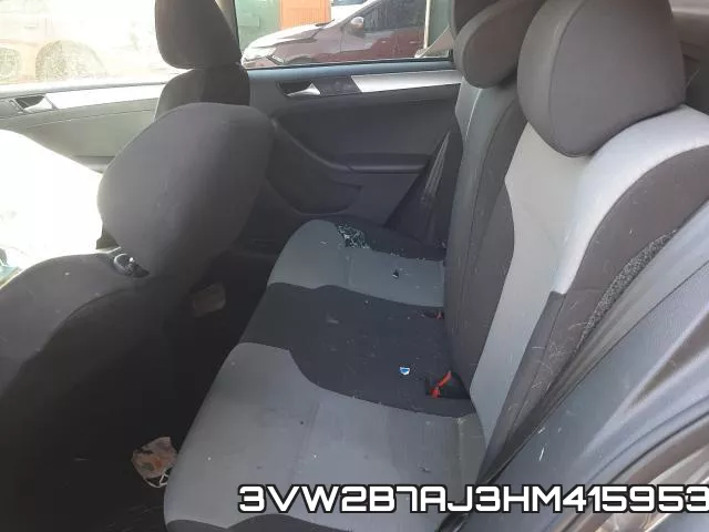 3VW2B7AJ3HM415953_6.webp