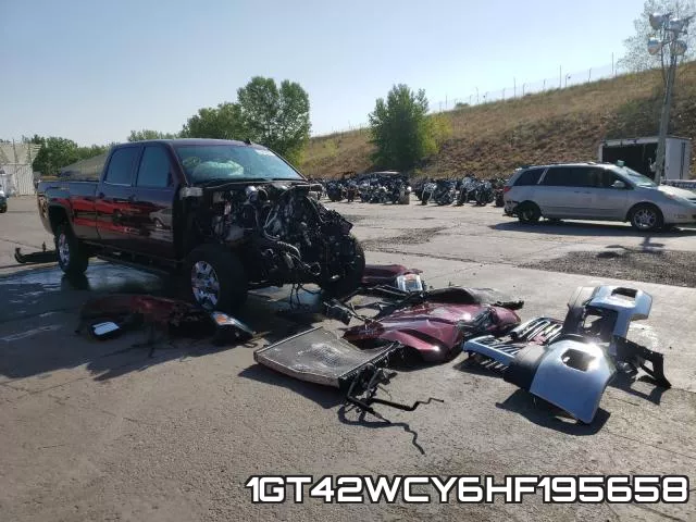 1GT42WCY6HF195658_1.webp