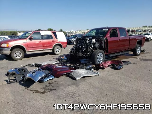 1GT42WCY6HF195658_2.webp