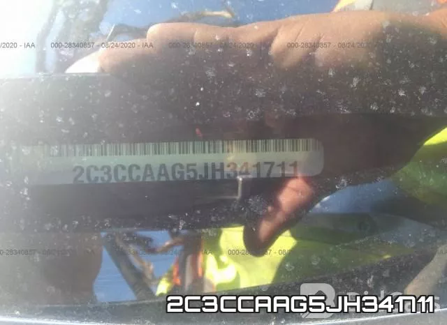 2C3CCAAG5JH341711_9.webp