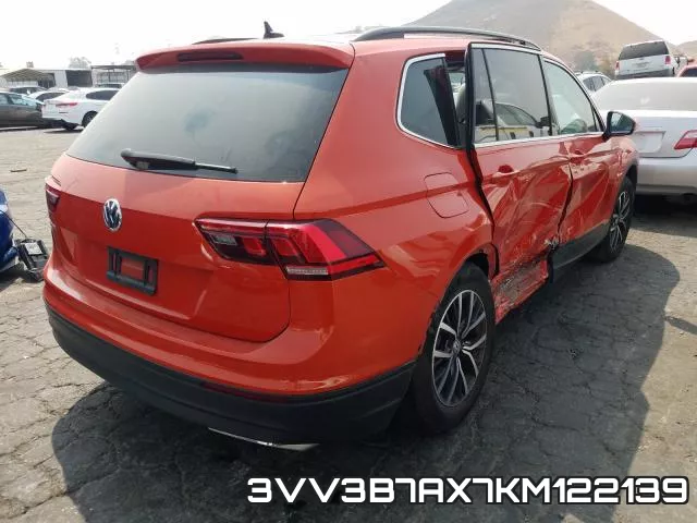 3VV3B7AX7KM122139_4.webp