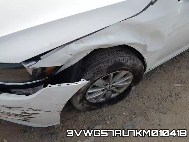 3VWG57AU7KM010418_9.webp