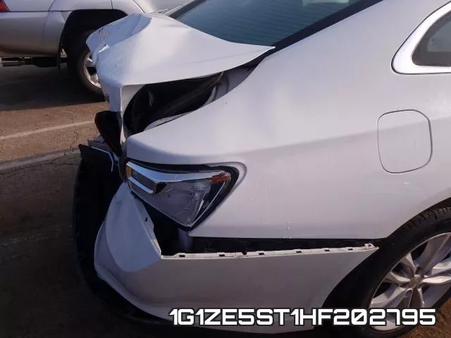1G1ZE5ST1HF202795_9.webp
