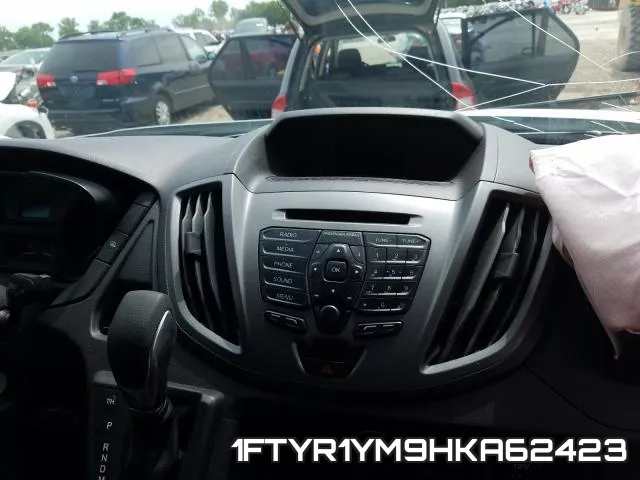 1FTYR1YM9HKA62423_9.webp