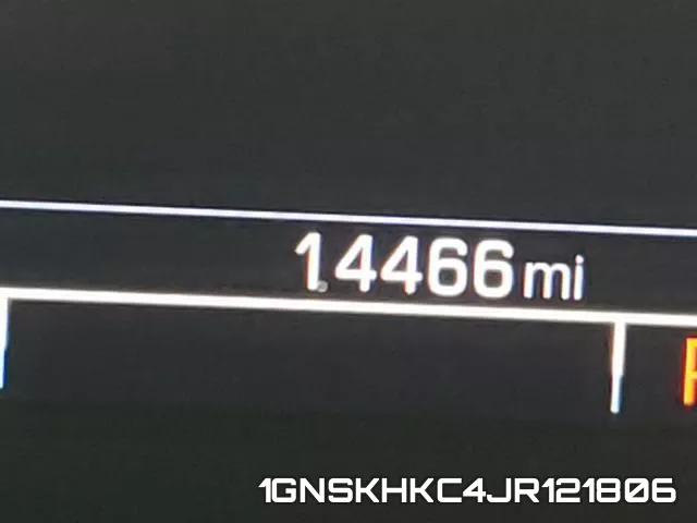 1GNSKHKC4JR121806_8.webp
