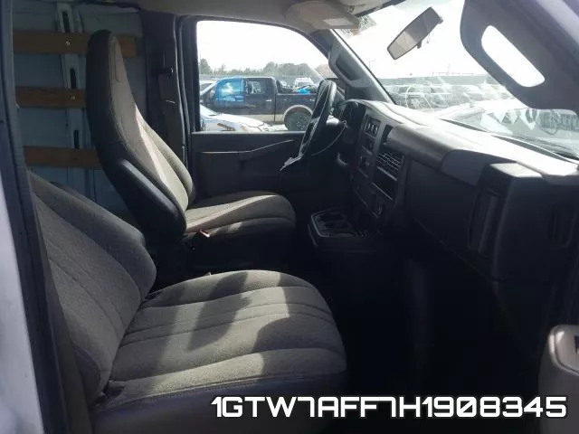 1GTW7AFF7H1908345_5.webp