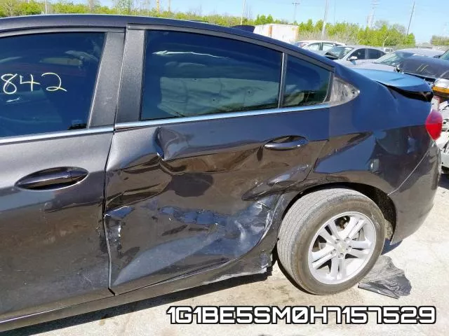 1G1BE5SM0H7157529_9.webp