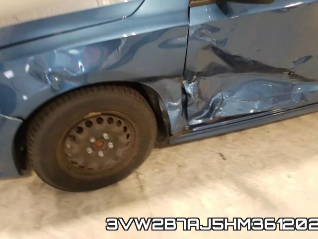 3VW2B7AJ5HM361202_9.webp