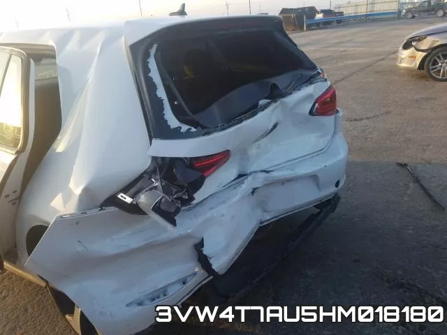 3VW4T7AU5HM018180_9.webp