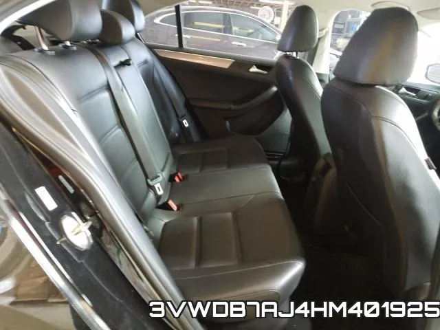 3VWDB7AJ4HM401925_6.webp