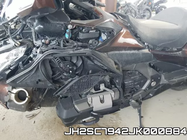 JH2SC7942JK000884