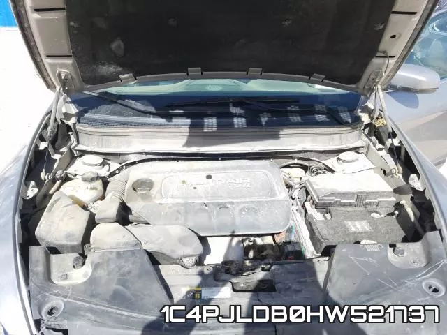 1C4PJLDB0HW521737_7.webp