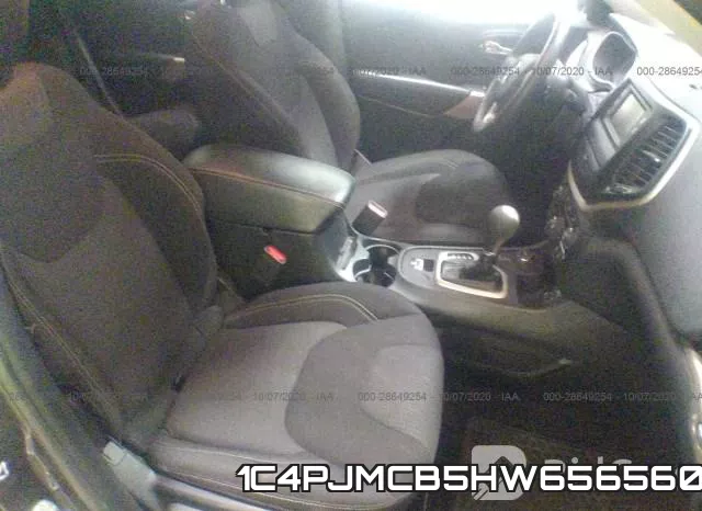 1C4PJMCB5HW656560_5.webp