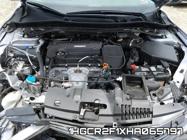 1HGCR2F1XHA065797_7.webp