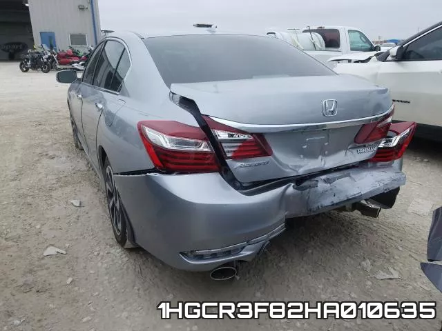 1HGCR3F82HA010635