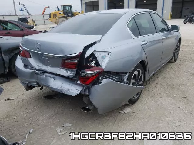 1HGCR3F82HA010635_4.webp