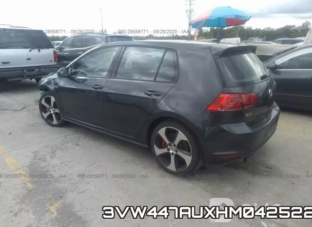 3VW447AUXHM042522_3.webp
