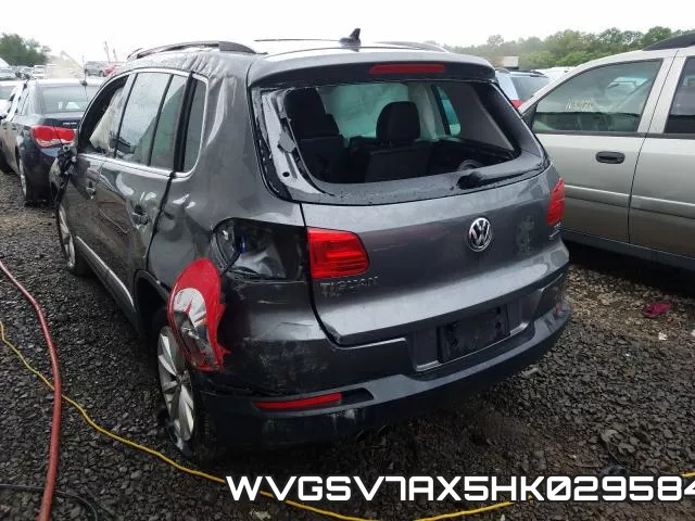 WVGSV7AX5HK029584_3.webp