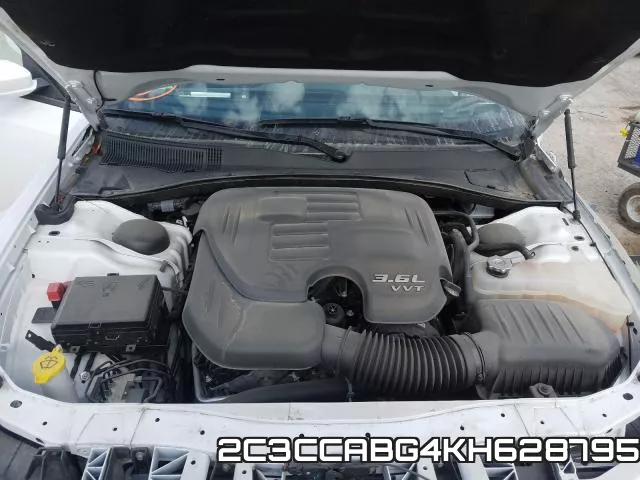 2C3CCABG4KH628795_7.webp