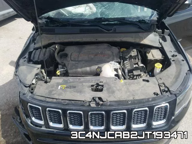 3C4NJCAB2JT193471_7.webp
