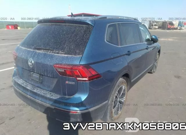 3VV2B7AX1KM058806_4.webp