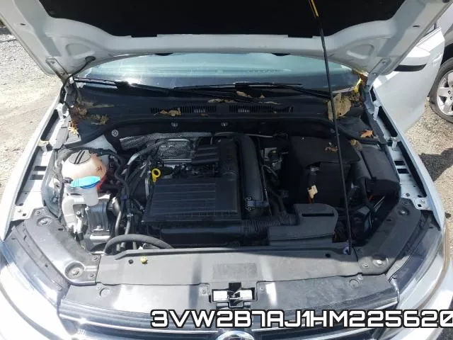 3VW2B7AJ1HM225620_7.webp