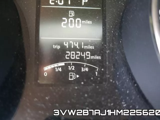 3VW2B7AJ1HM225620_8.webp