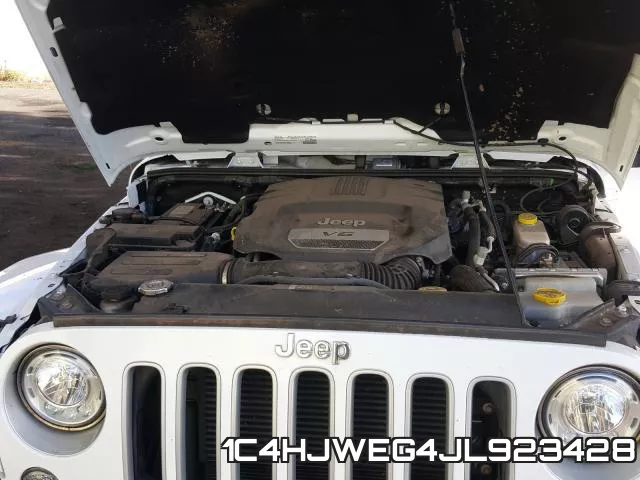1C4HJWEG4JL923428_7.webp