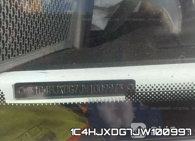 1C4HJXDG7JW100997_9.webp