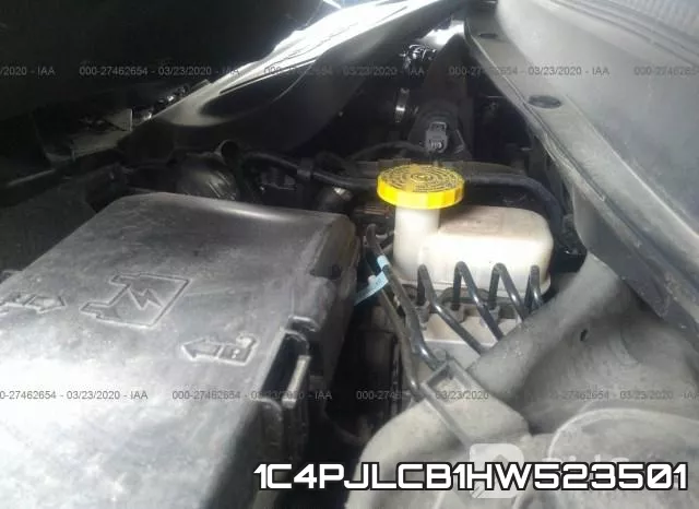 1C4PJLCB1HW523501_10.webp