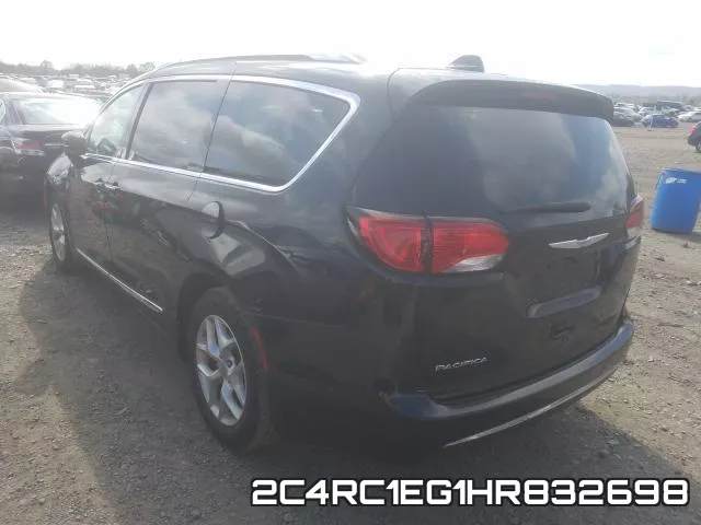 2C4RC1EG1HR832698_3.webp