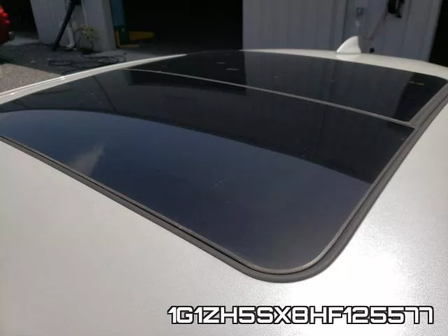 1G1ZH5SX8HF125577_9.webp