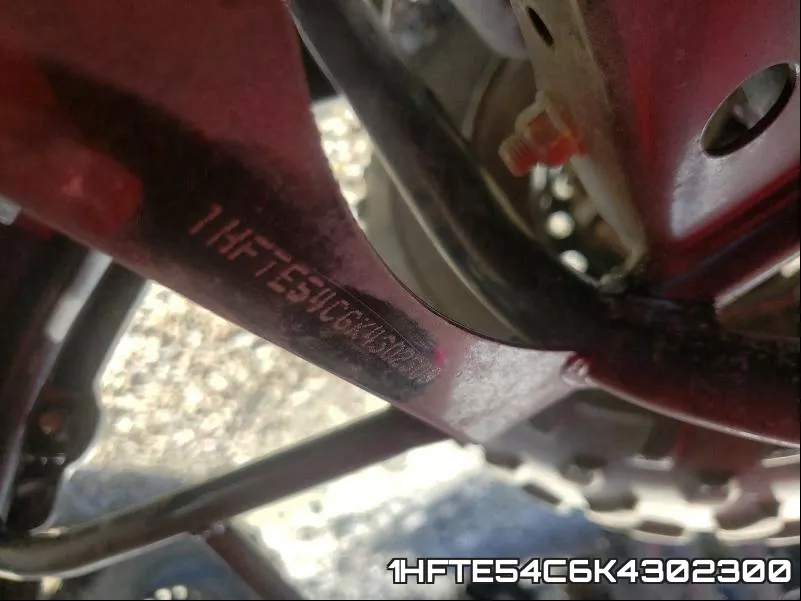 1HFTE54C6K4302300_10.webp