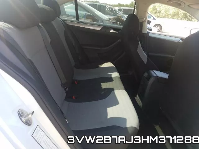 3VW2B7AJ3HM371288_6.webp