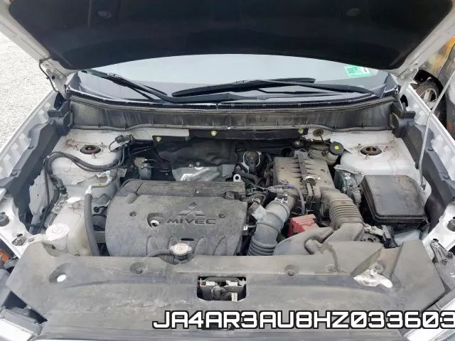 JA4AR3AU8HZ033603_7.webp