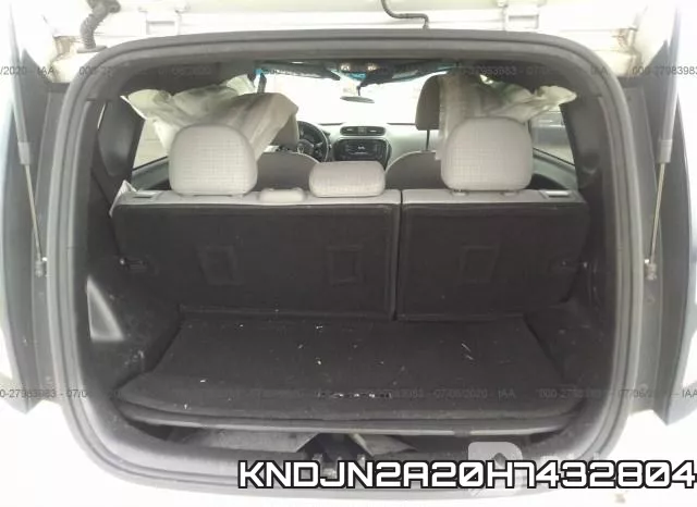 KNDJN2A20H7432804_8.webp