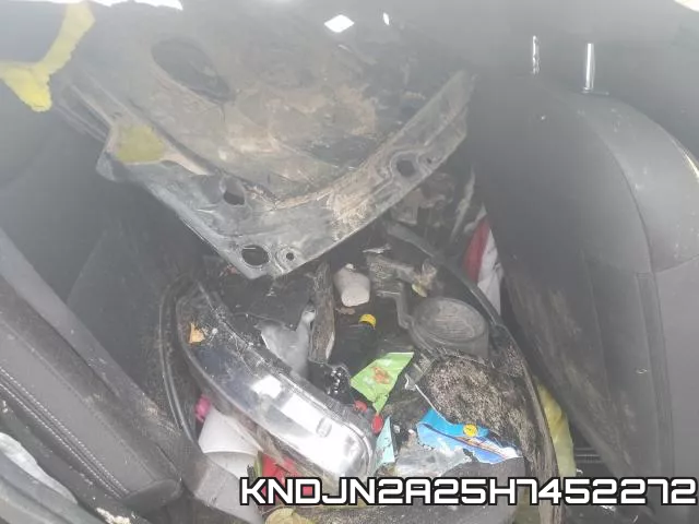 KNDJN2A25H7452272_6.webp