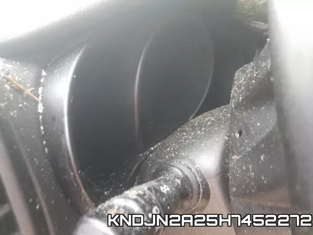 KNDJN2A25H7452272