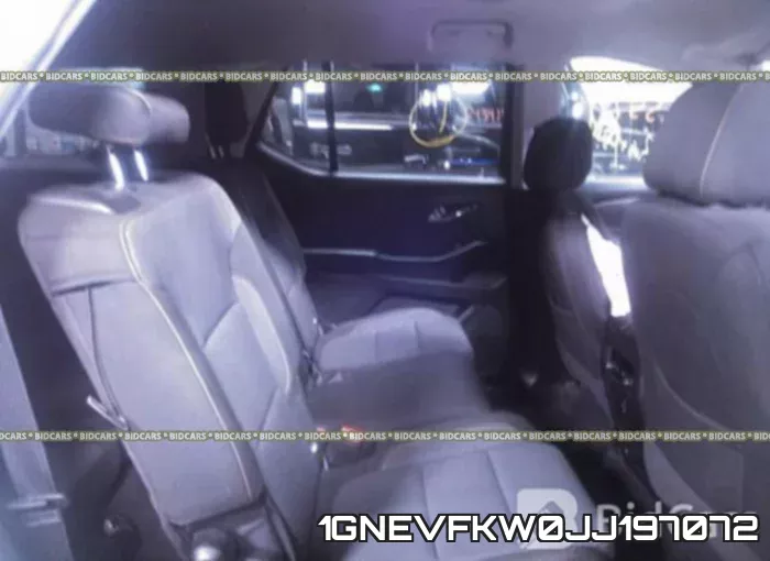 1GNEVFKW0JJ197072_8.webp