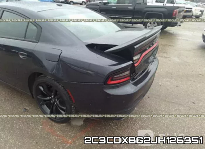 2C3CDXBG2JH126351_6.webp