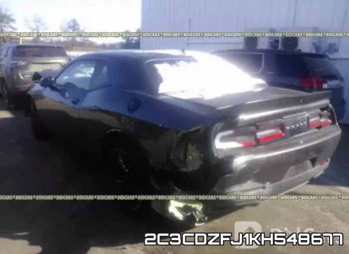 2C3CDZFJ1KH548677_3.webp