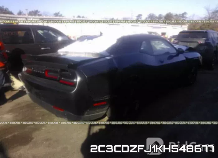 2C3CDZFJ1KH548677_4.webp